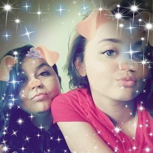 Meet your Posher, Chrissy